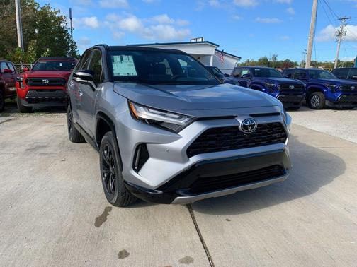 2025 Toyota RAV4 Hybrid SE