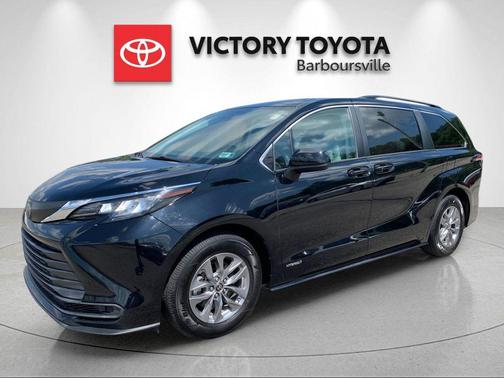Midnight Black Metallic 2021 Toyota Sienna LE