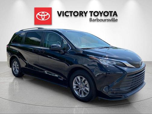 Midnight Black Metallic 2021 Toyota Sienna LE