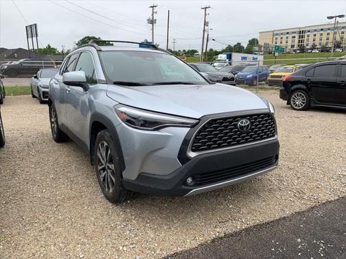 2023 Toyota Corolla Cross XLE