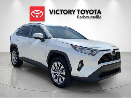 Blizzard Pearl 2021 Toyota RAV4 XLE Premium