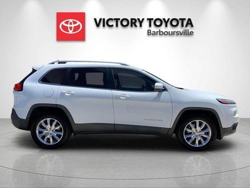 Bright White Clearcoat 2016 Jeep Cherokee Limited