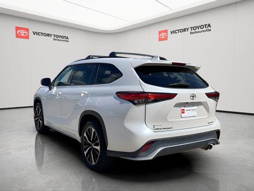 2021 Toyota Highlander XSE