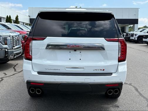2024 GMC Yukon AT4