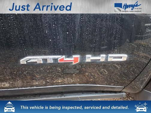 2024 GMC Sierra 2500 AT4