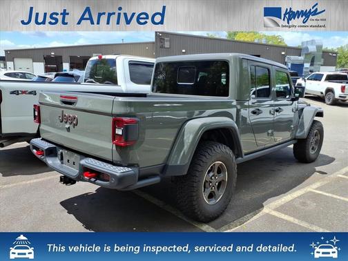 Sting-Gray Clearcoat 2020 Jeep Gladiator Rubicon
