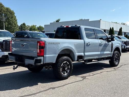 Glacier Gray Metallic TriCoat 2024 Ford F-350 Lariat