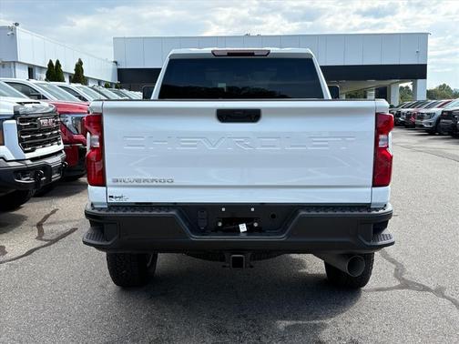 2024 Chevrolet Silverado 2500 Custom