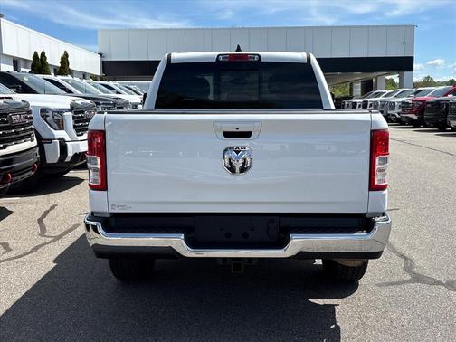 Bright White Clearcoat 2021 RAM 1500 Big Horn/Lone Star