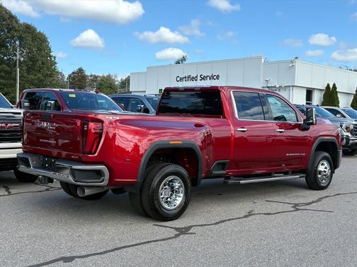 2025 GMC Sierra 3500 SLT