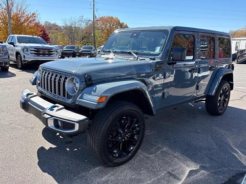 2024 Jeep Wrangler 4xe Sahara