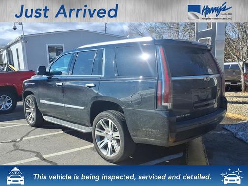 2018 Cadillac Escalade Luxury