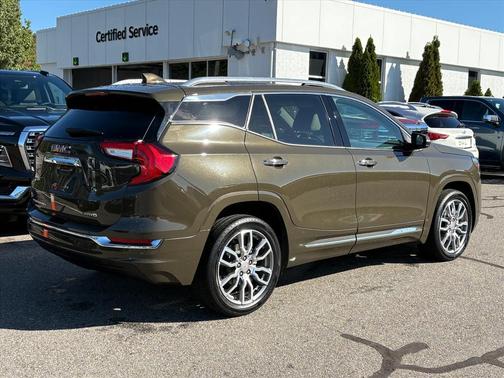 2023 GMC Terrain Denali
