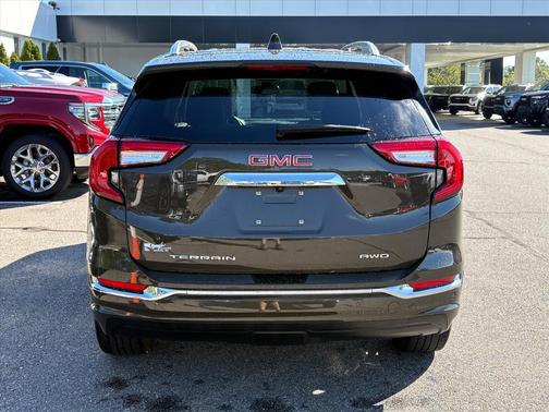 2023 GMC Terrain Denali