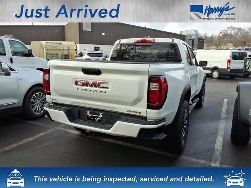 2024 GMC Canyon AT4