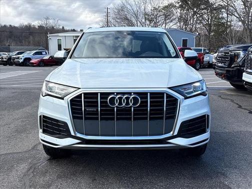 2022 Audi Q7 45 Premium