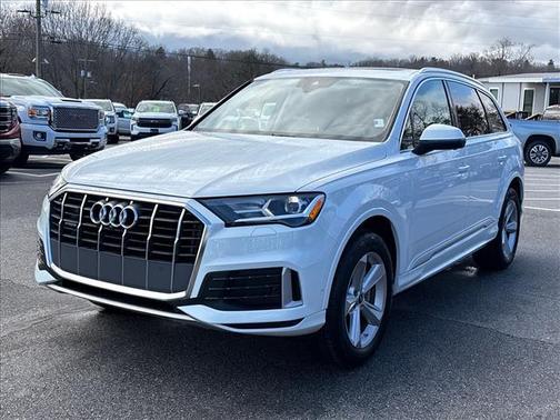 2022 Audi Q7 45 Premium
