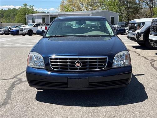 2004 Cadillac DeVille Base