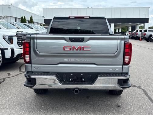 2024 GMC Sierra 1500 SLE
