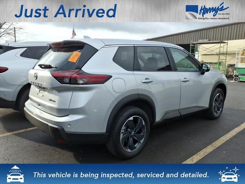 2024 Nissan Rogue SV