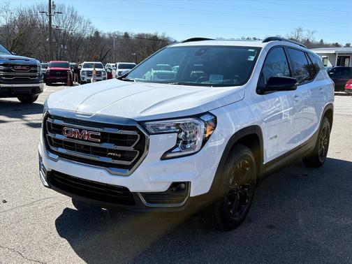 2024 GMC Terrain AWD AT4