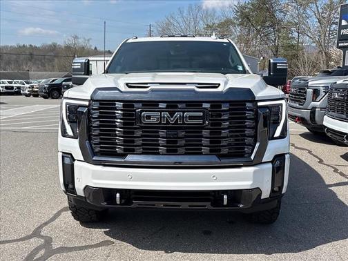 White Frost Tricoat 2024 GMC Sierra 2500 Denali Ultimate