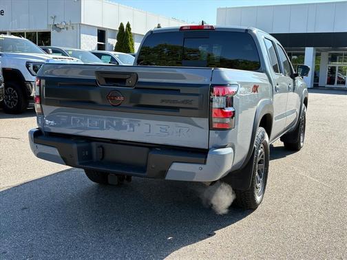 Boulder Gray Pearl 2025 Nissan Frontier PRO-4X