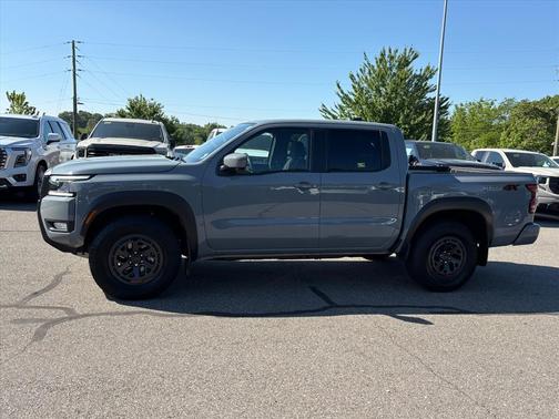 Boulder Gray Pearl 2025 Nissan Frontier PRO-4X