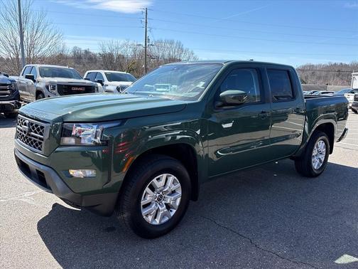 2022 Nissan Frontier SV