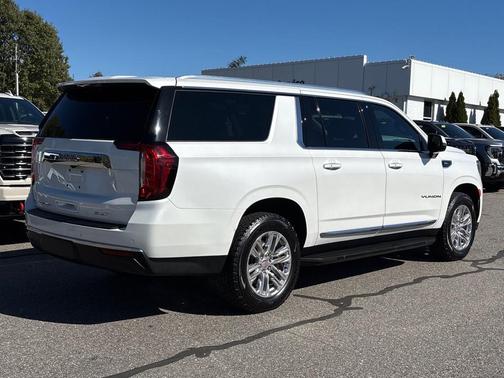 2021 GMC Yukon XL SLT