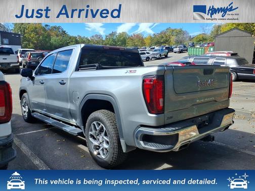 2023 GMC Sierra 1500 SLT