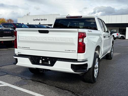 2022 Chevrolet Silverado 1500 Custom