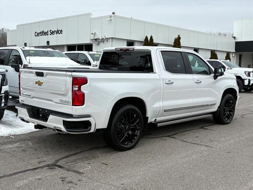 2023 Chevrolet Silverado 1500 High Country