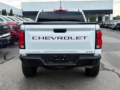 2024 Chevrolet Colorado ZR2