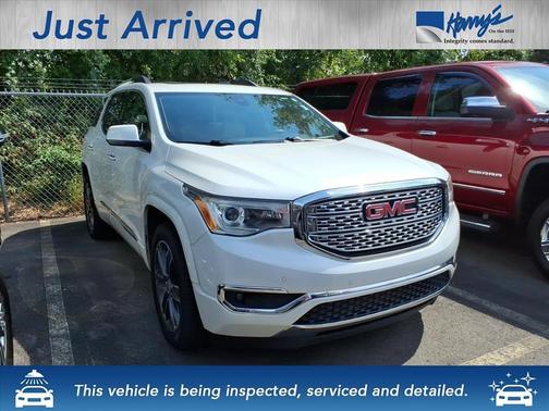 White Frost Tricoat 2018 GMC Acadia Denali