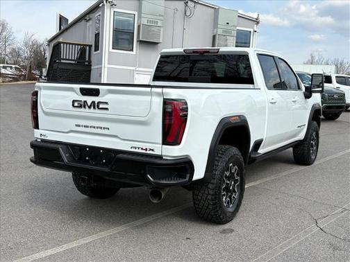 2024 GMC Sierra 2500 AT4X