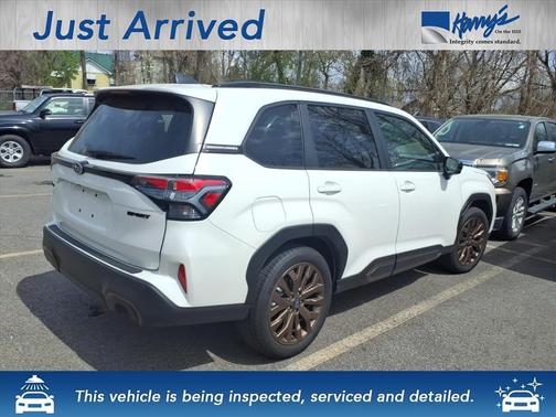 Crystal White Pearl 2025 Subaru Forester Sport