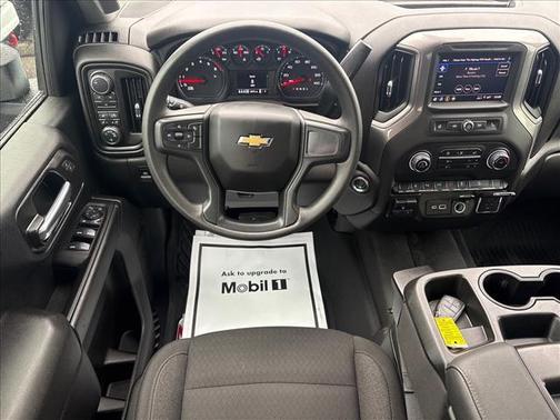 Summit White 2025 Chevrolet Silverado 2500 Custom