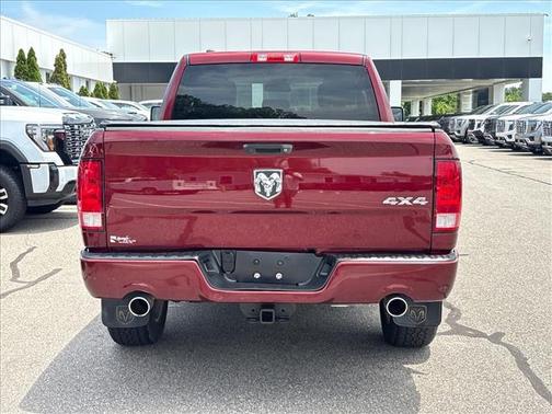Delmonico Red Pearlcoat 2016 RAM 1500 Tradesman/Express