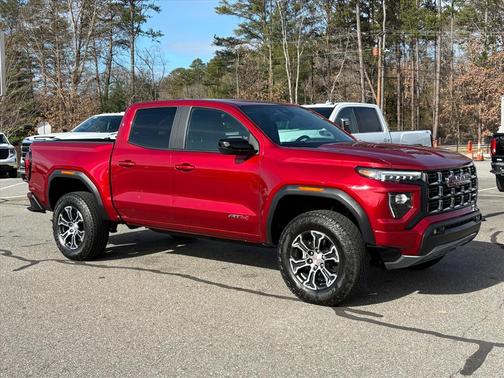 2025 GMC Canyon AT4