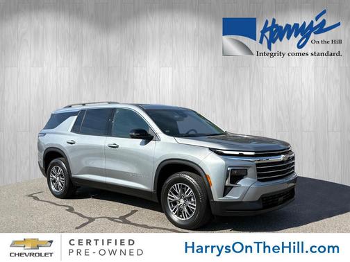 2025 Chevrolet Traverse LT