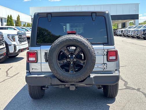 Billet Silver Metallic Clearcoat 2021 Jeep Wrangler Unlimited Sport Altitude