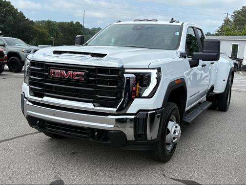 2025 GMC Sierra 3500 Base