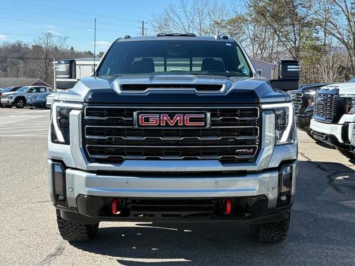 2024 GMC Sierra 2500 AT4
