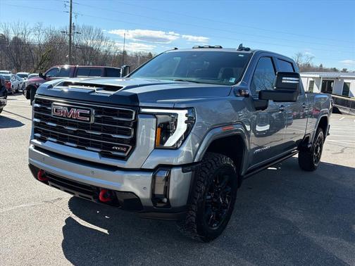 2024 GMC Sierra 2500 AT4