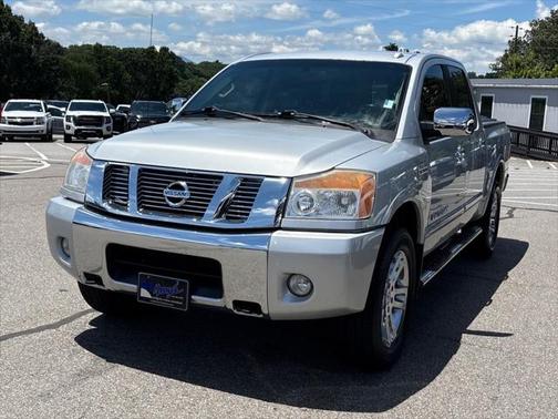2012 Nissan Titan SL