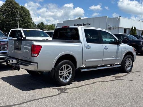 2012 Nissan Titan SL