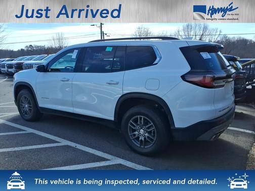 2025 GMC Acadia Elevation