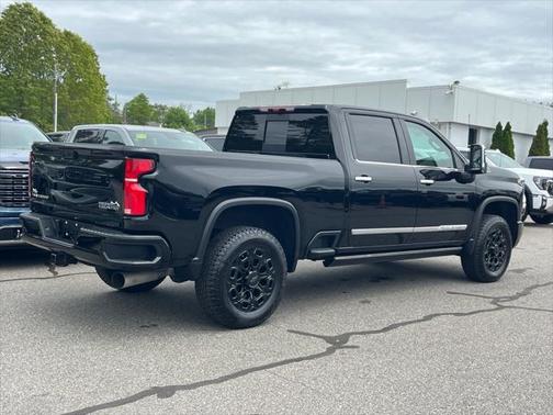 2025 Chevrolet Silverado 2500 High Country