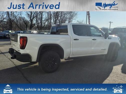 2023 GMC Sierra 1500 AT4X